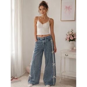 1030 Ten Thirty Wide Leg Jeans White Bow Ribbon Trim Coquette Size 9/29 Med Wash